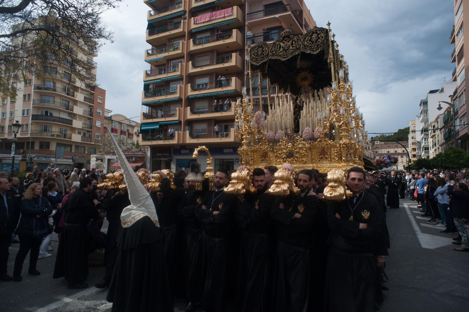 Las fotos del Amor del Viernes Santo en Málaga Las fotos del Amor del Viernes Santo en Málaga