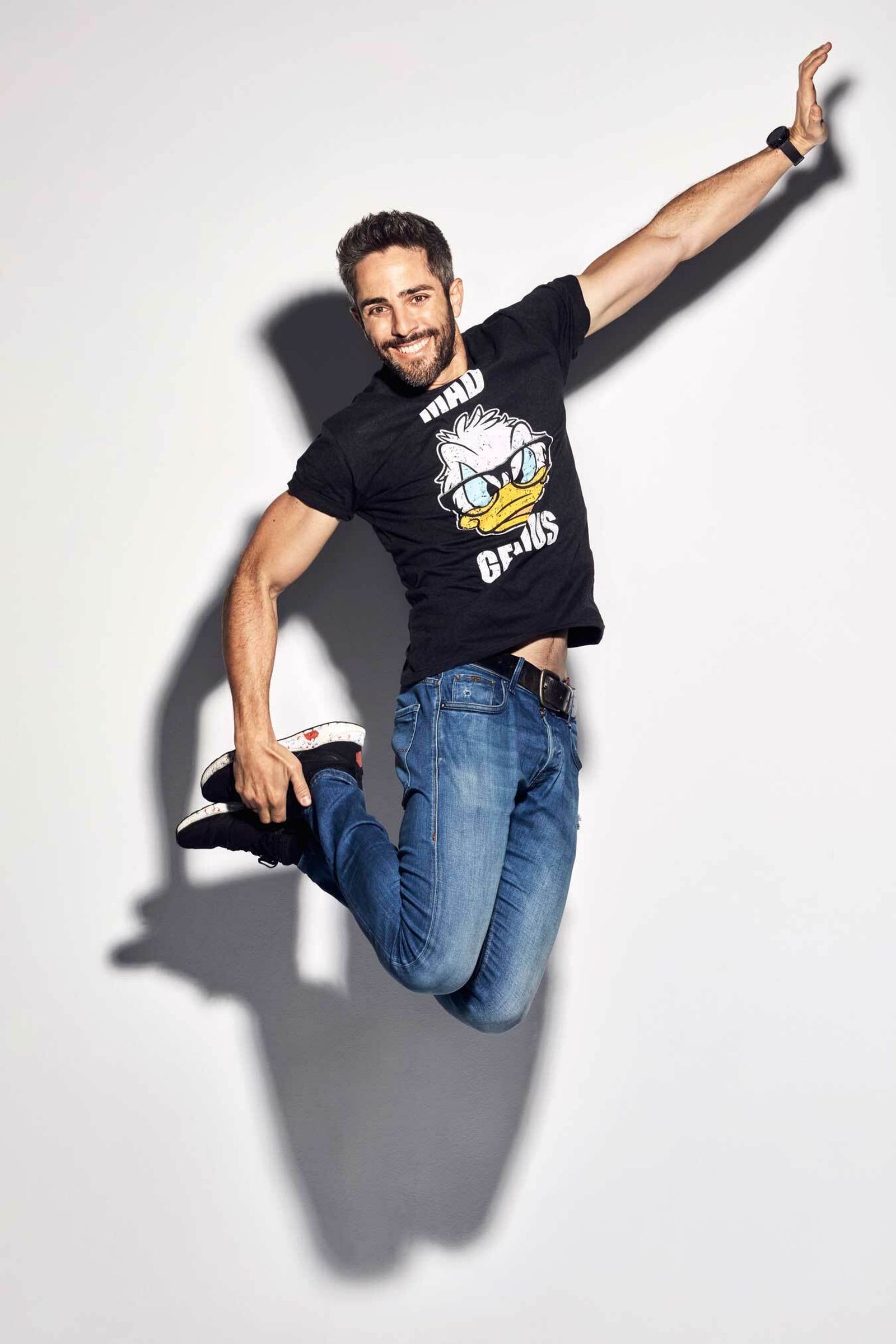 Roberto Leal es uno de los famosos que participa en la celebración.