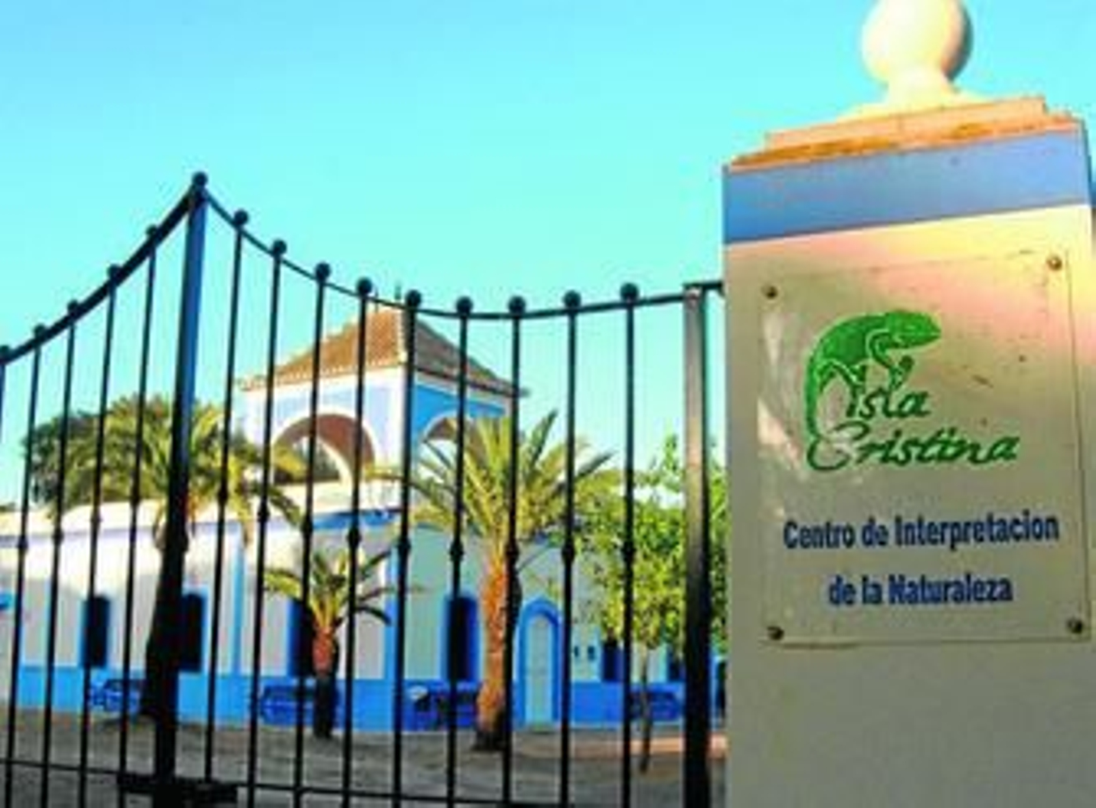 Centro de Interpretación de la Naturaleza Casita Azul, en Isla Cristina.
