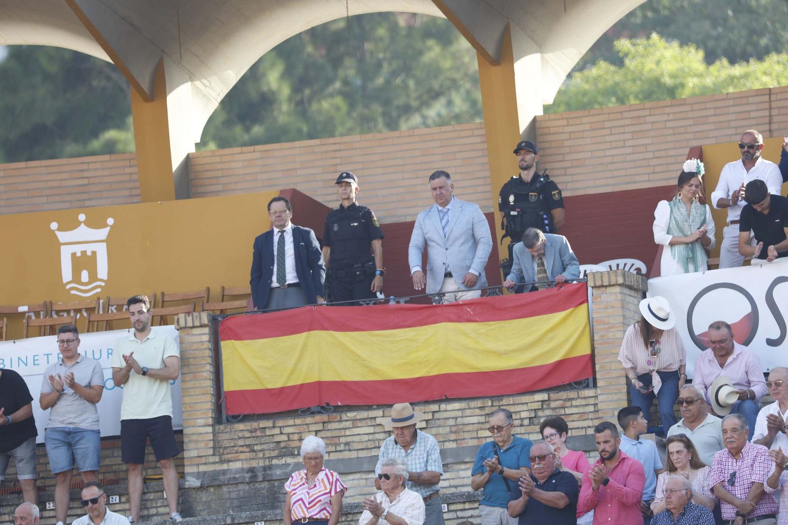Búscate en las fotos de la corrida de Miura de la Feria Real de Algeciras