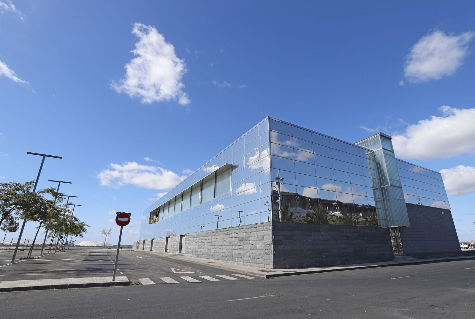 El edificio más icónico y modernista de la historia reciente de Huelva