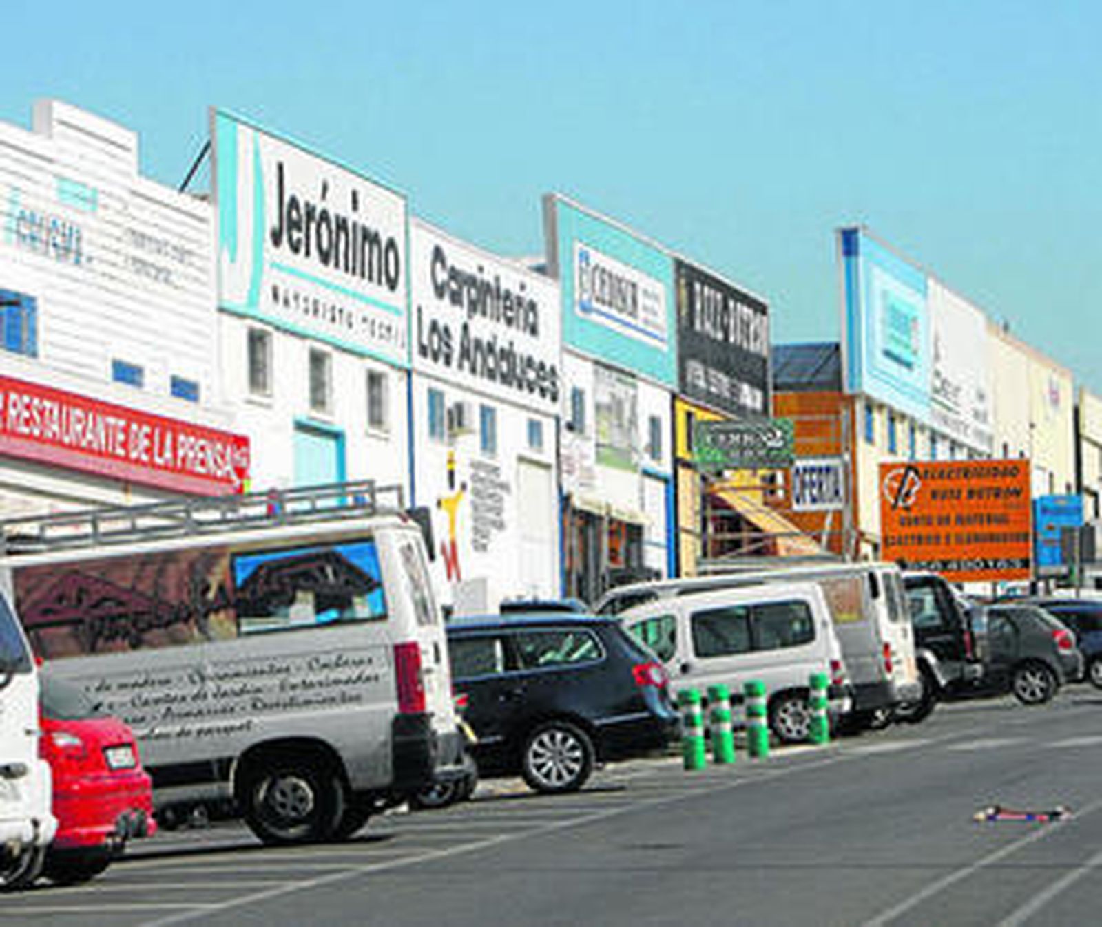 Una de las zonas con pequeñas y medianas empresas situada en el polígono de Pelagatos.