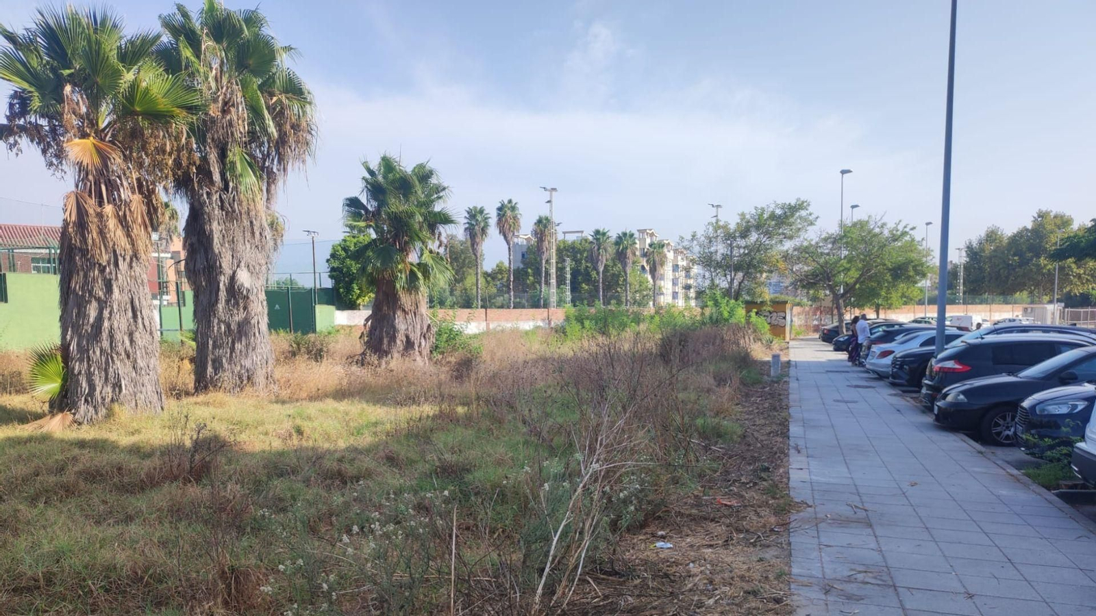 La parcela de titularidad privada que denuncian los vecinos.