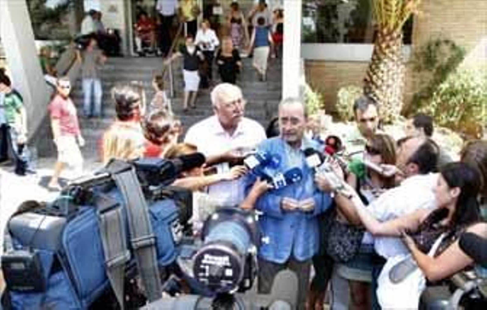 De la Torre solicita "una reflexión" sobre la efectividad en la atención sanitaria de los enfermos mentales De la Torre solicita "una reflexión" sobre la efectividad en la atención sanitaria de los enfermos mentales