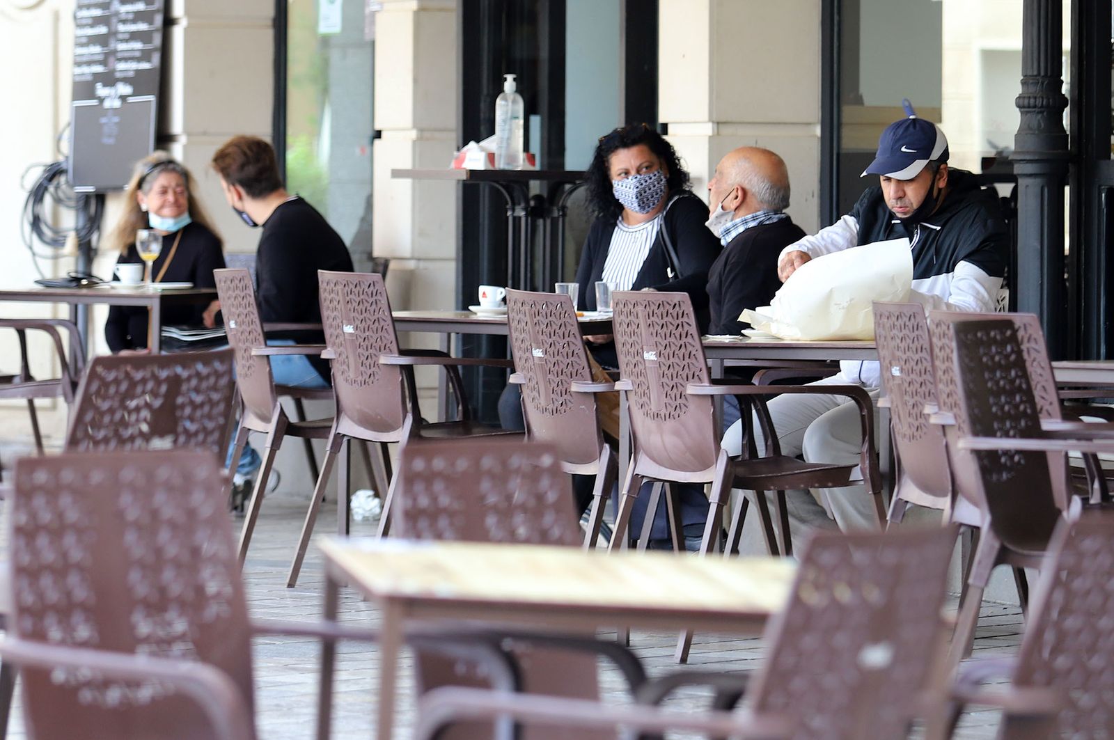 Una zona de veladores.