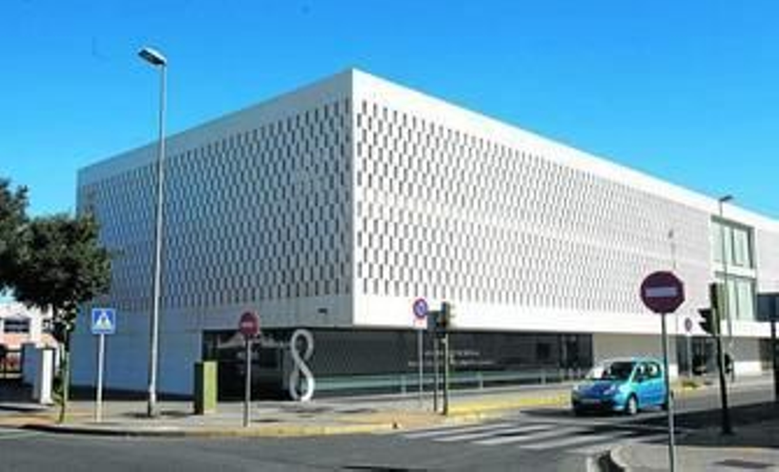 La fachada principal del parque empresarial Arte Sacro.