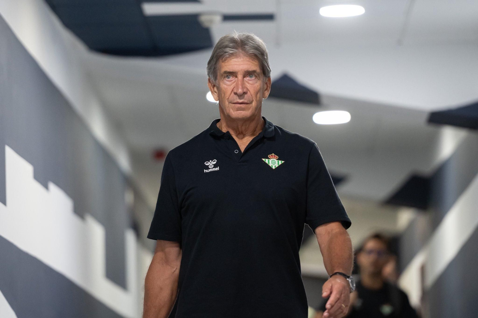 Manuel Pellegrini llega a La Rosaleda para el XXXV Trofeo Costa del Sol