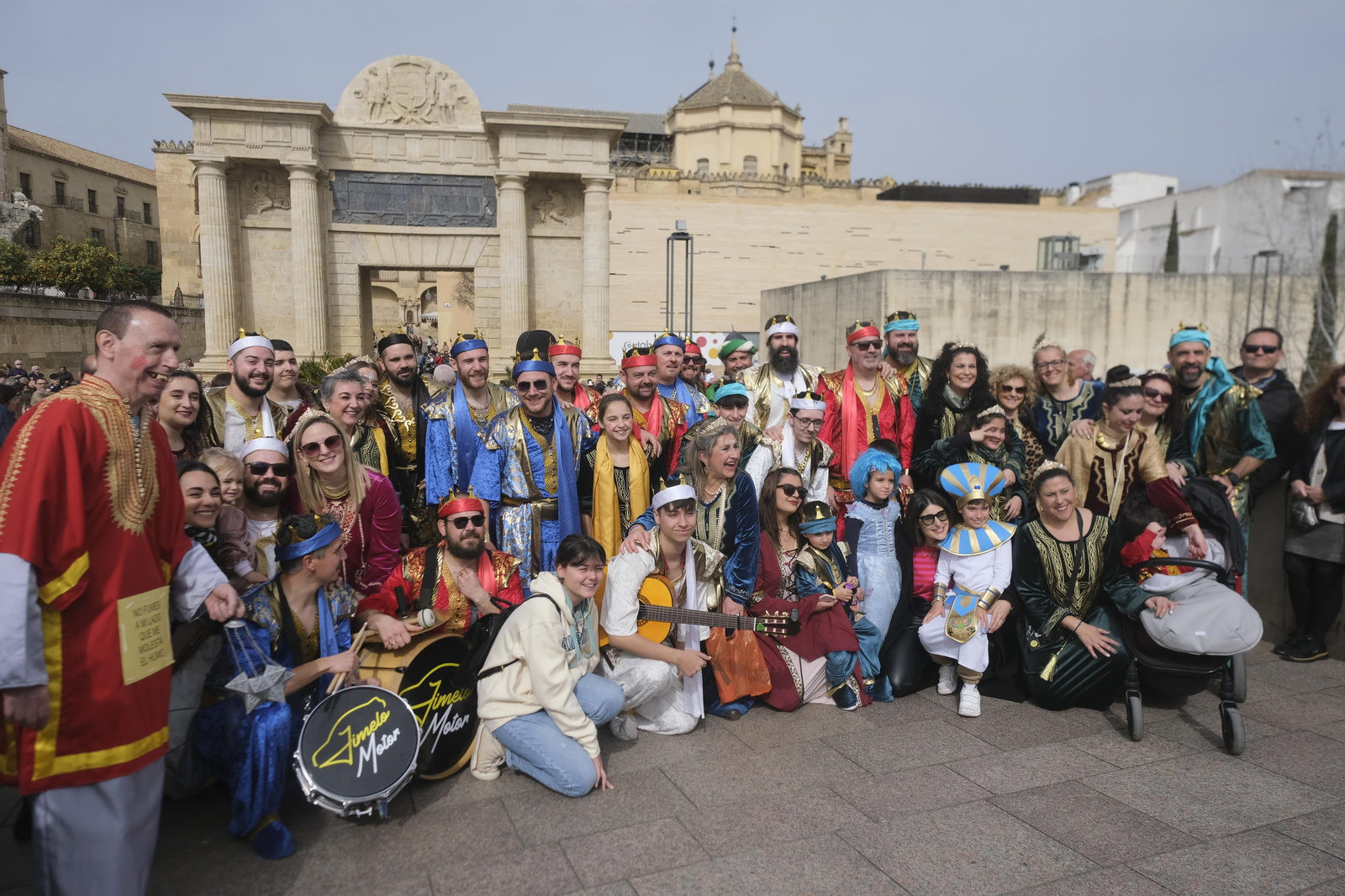 El pasacalles del Carnaval en Córdoba, en imágenes
