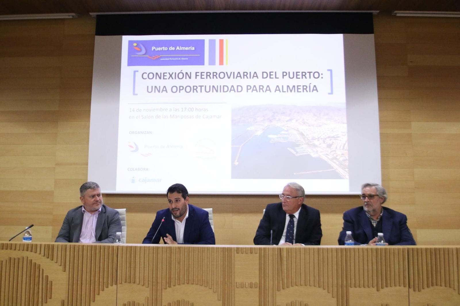 Expertos ven en la conexión tren-barco una gran oportunidad para el desarrollo del Puerto y la provincia