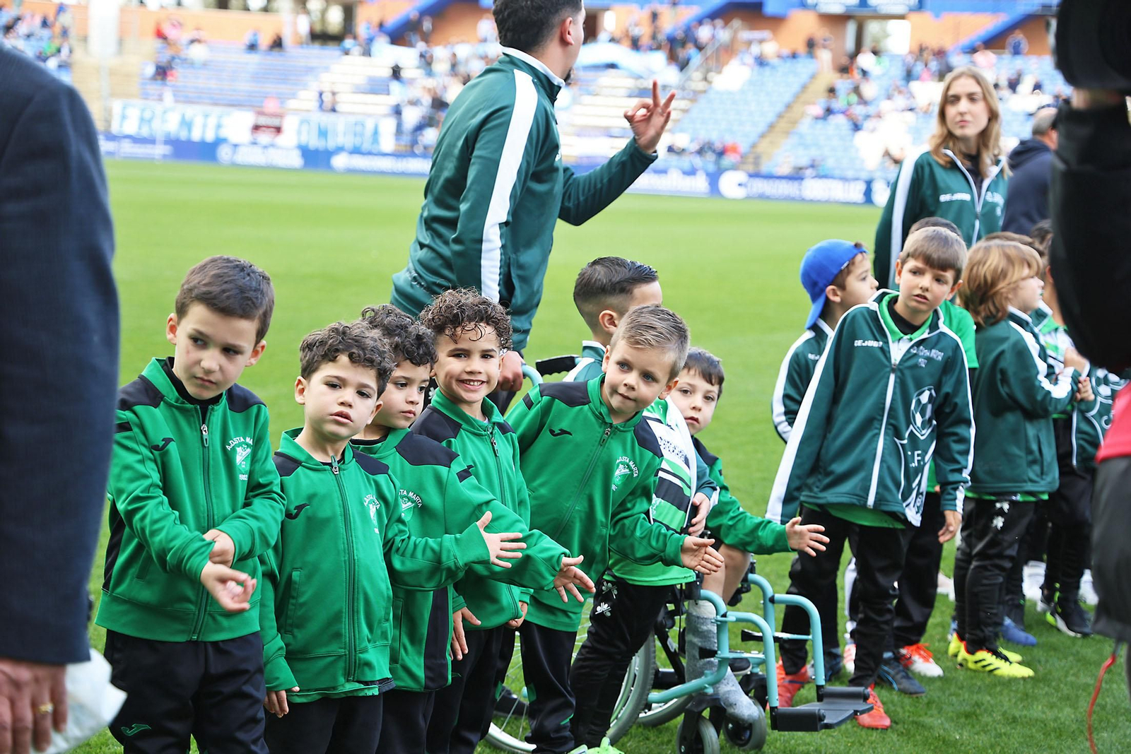Búscate en el Nuevo Colombino en el Recreativo de Huelva vs Antequera