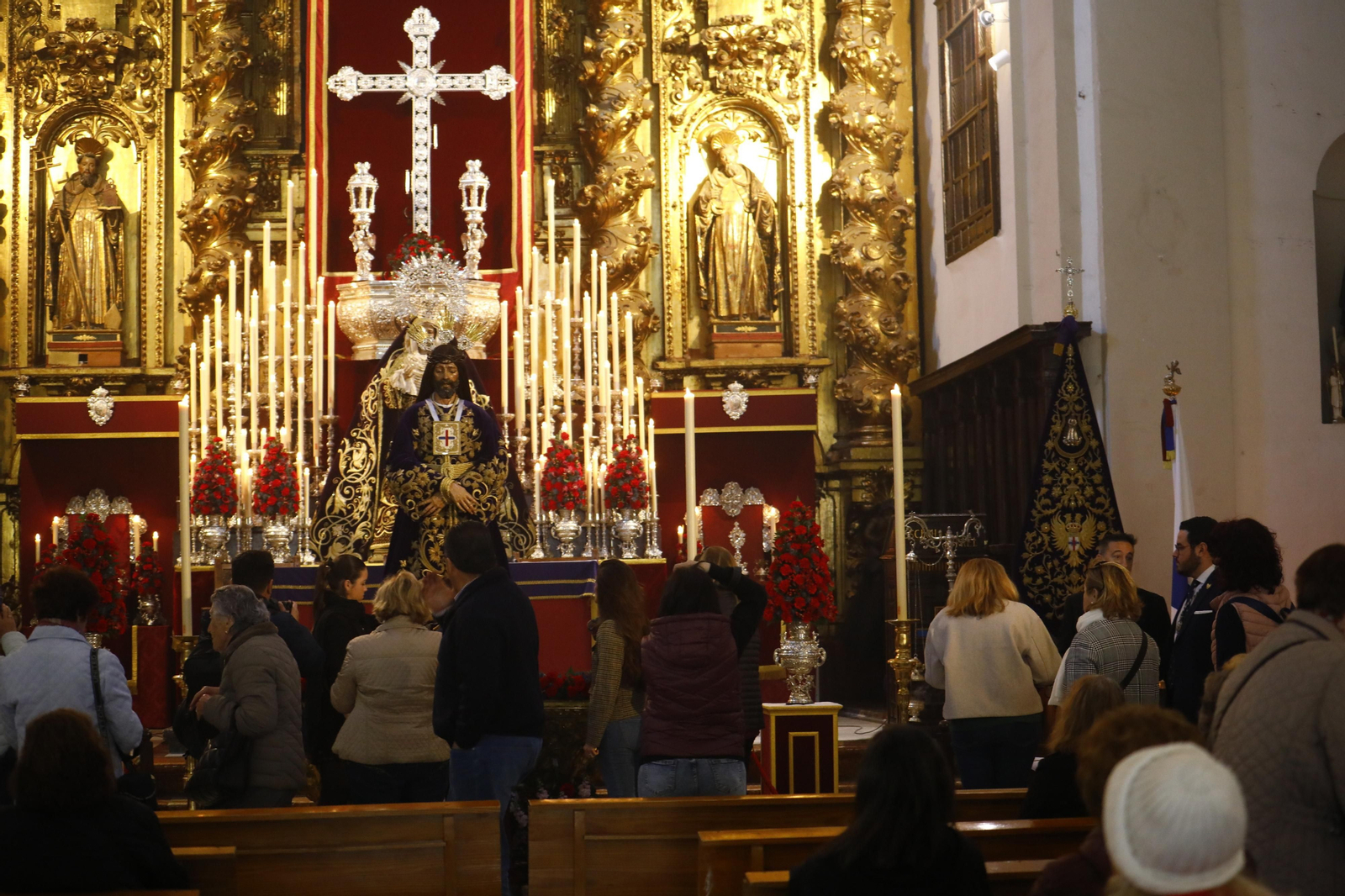 El solemne besapiés de Jesús Rescatado de Córdoba, en imágenes