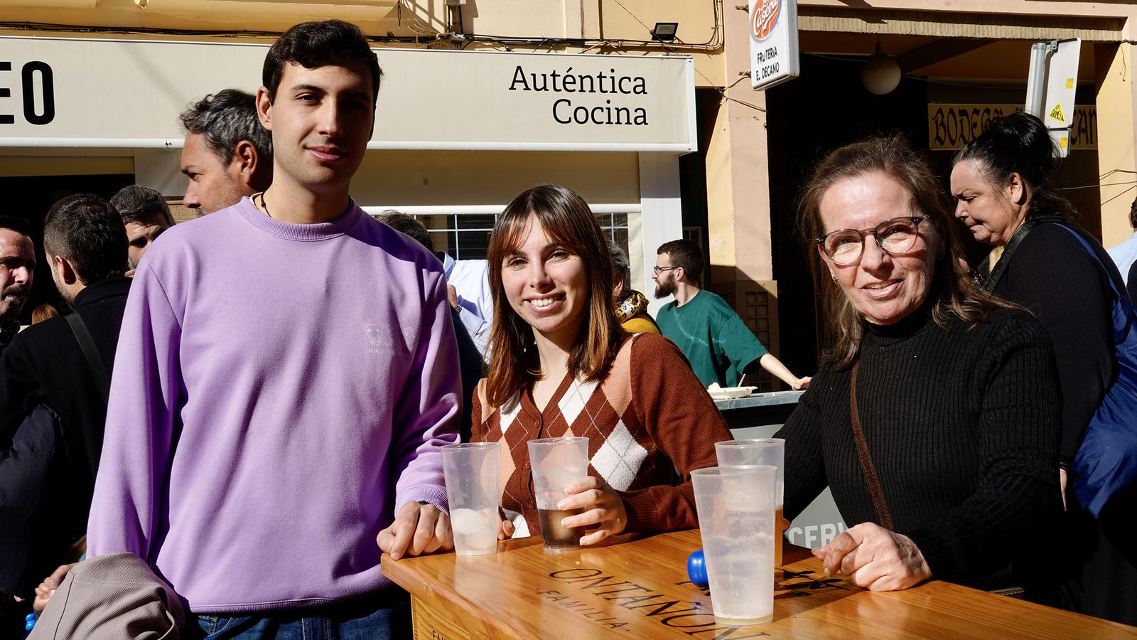 Encuéntrate en la galería del tardeo del sábado en San Sebastián 2025 en Huelva