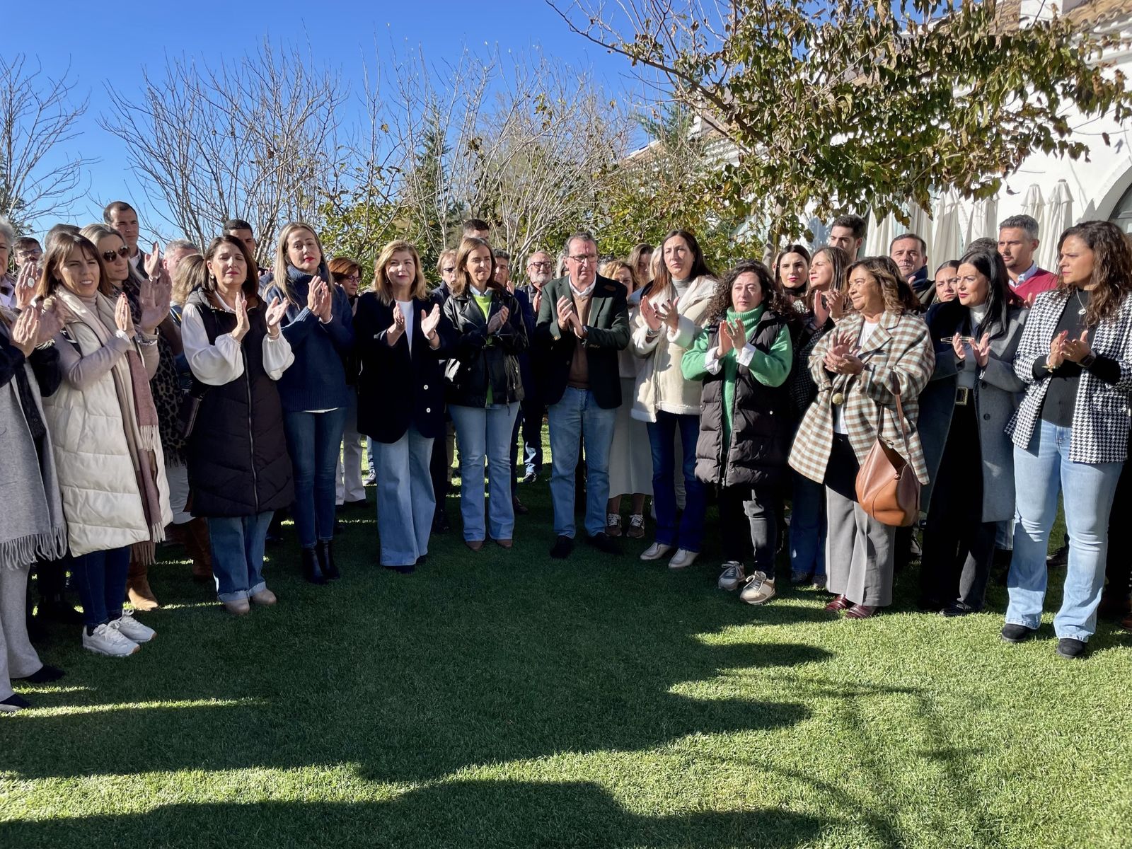 La consejera de Inclusión Social, Juventud, Familias e Igualdad, Loles López, en Aracena.