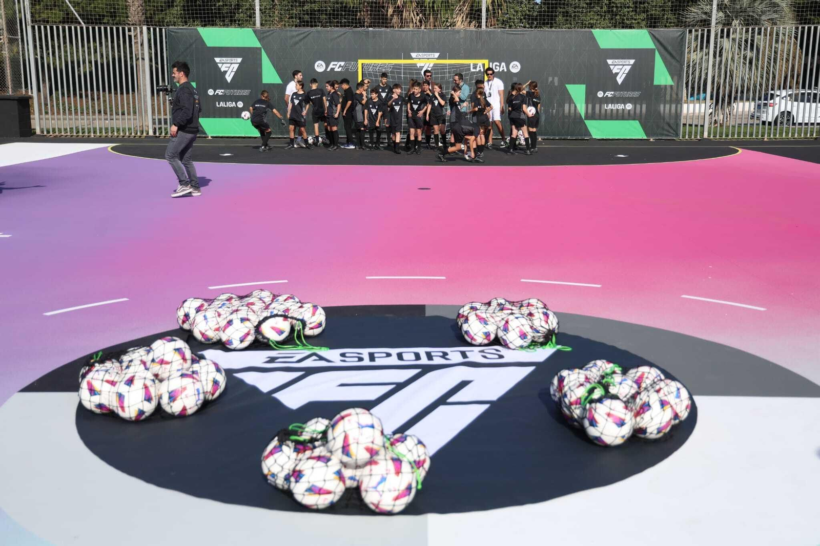 EA Sports y LaLiga lanzan una pista futurista en La Luz