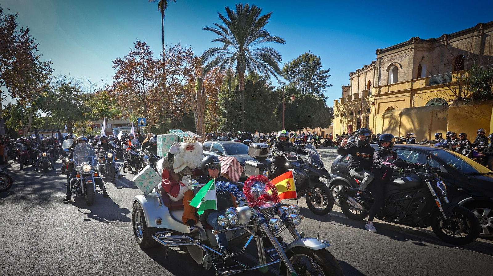 Búscate en la gran motorada solidaria celebrada en Jerez