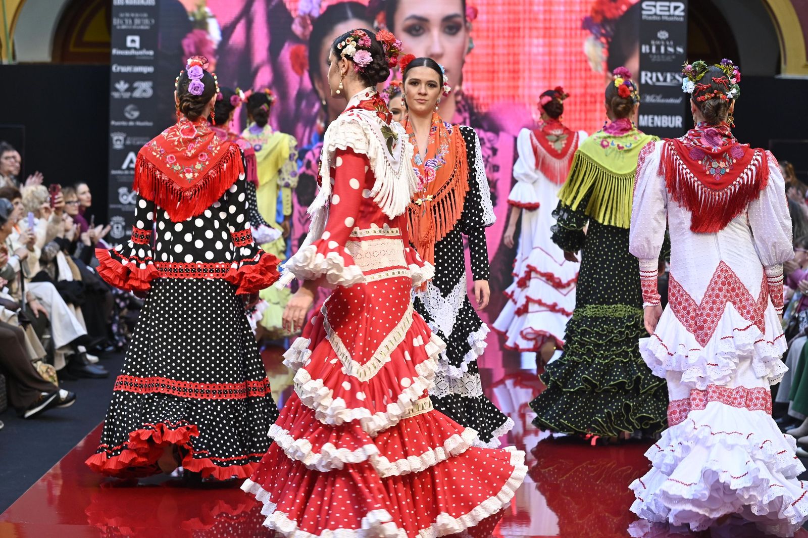 Huelva Flamenca 2026: Desfile de Olaje