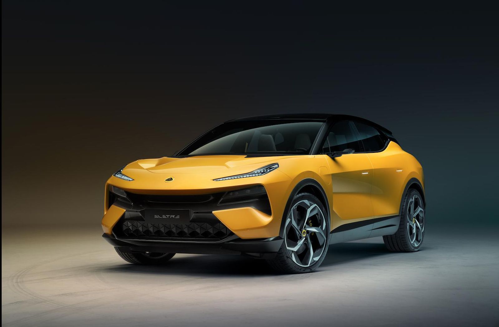 El primer SUV de Lotus se llama Eletre y es eléctrico