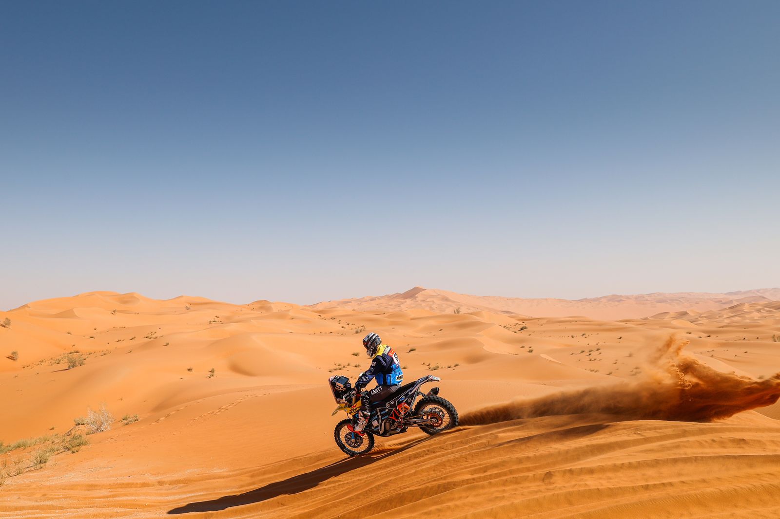 Las espectaculares imágenes del Dakar por las dunas