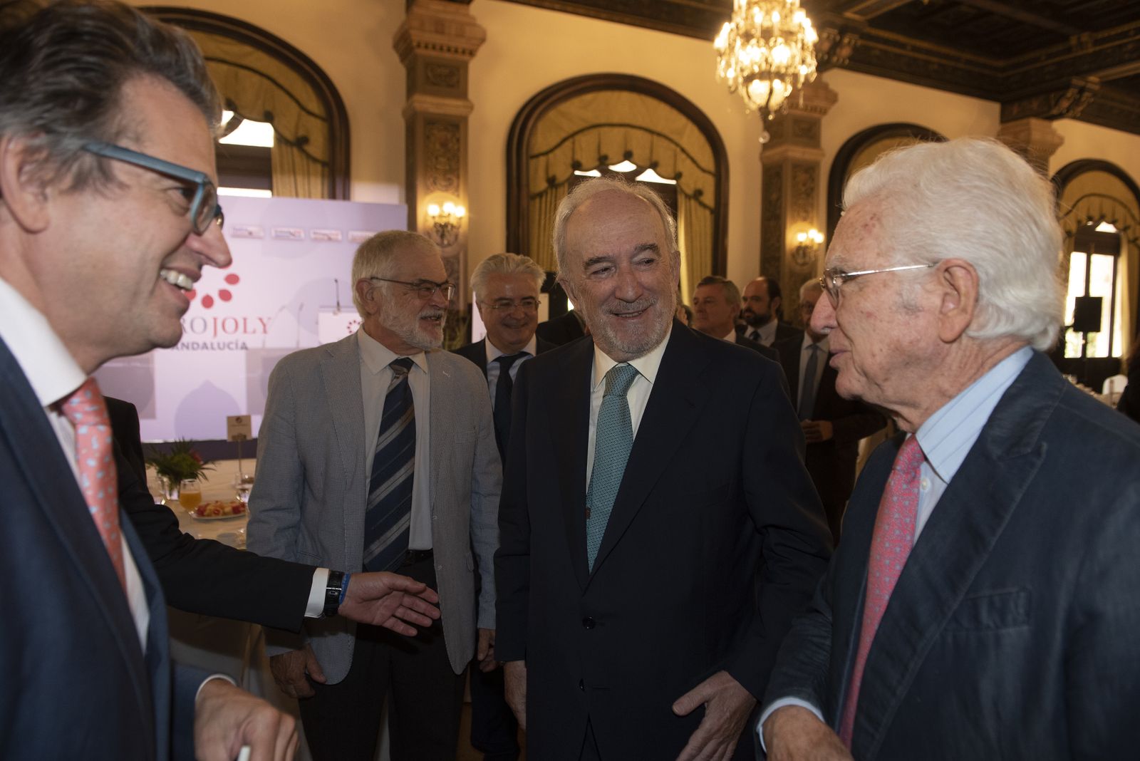 Imágenes del Foro Joly con el director de la Real Academia Española, Santiago Muñoz Machado
