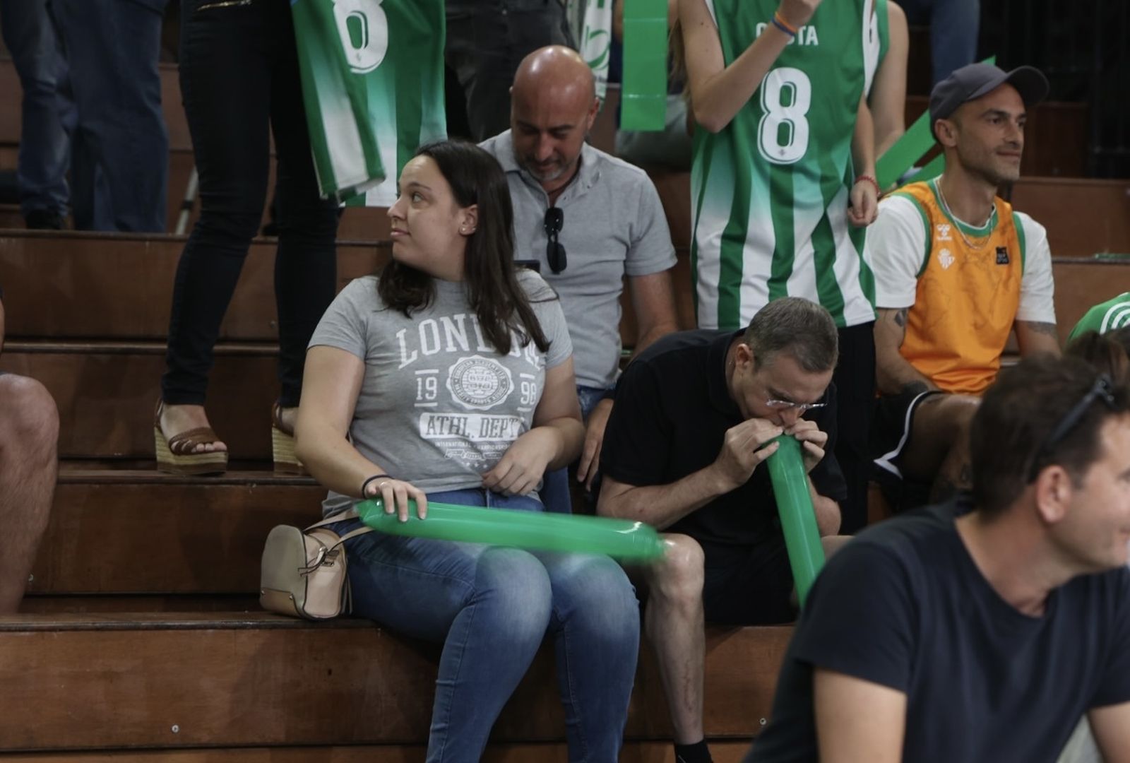 Búscate en el o Betis Granada de baloncesto