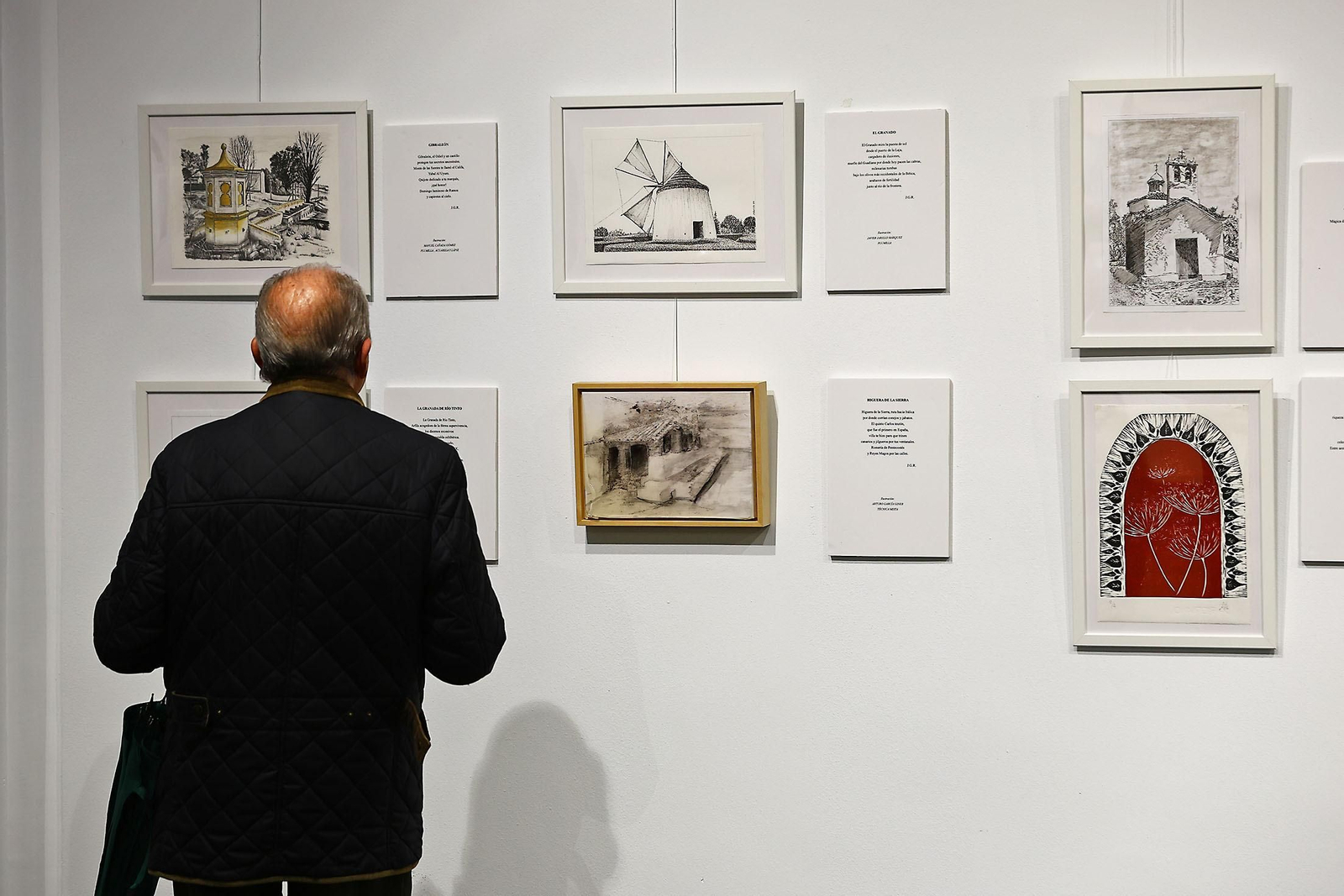 Imágenes de la inauguración de la exposición A PONIENTE en Caja Rural del Sur