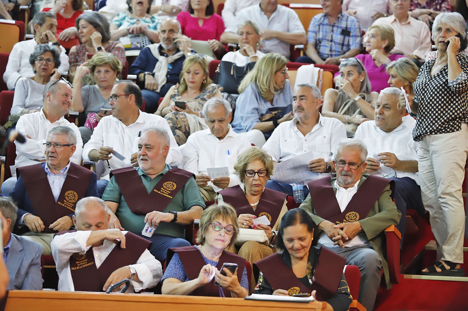 Imágenes de la clausura del curso académico 2022-2023 del Aula de la Experiencia en la Universidad de Huelva