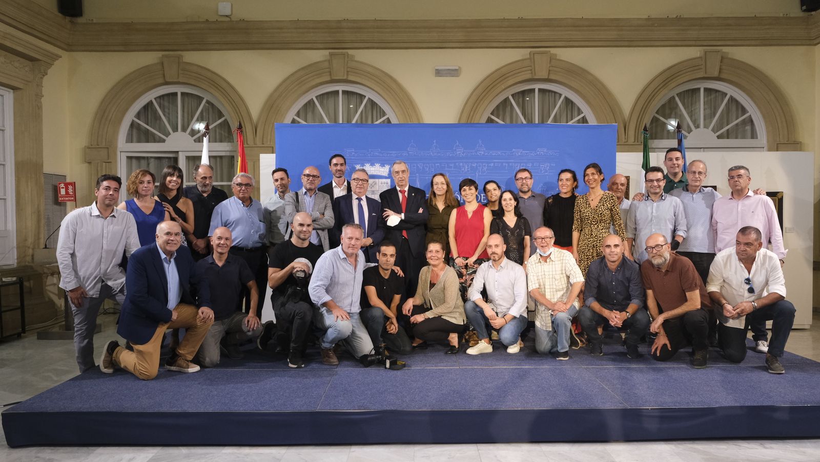 Imágenes de la entrega del Escudo de Oro de la Diputación de Almería a Ambrosio Sánchez