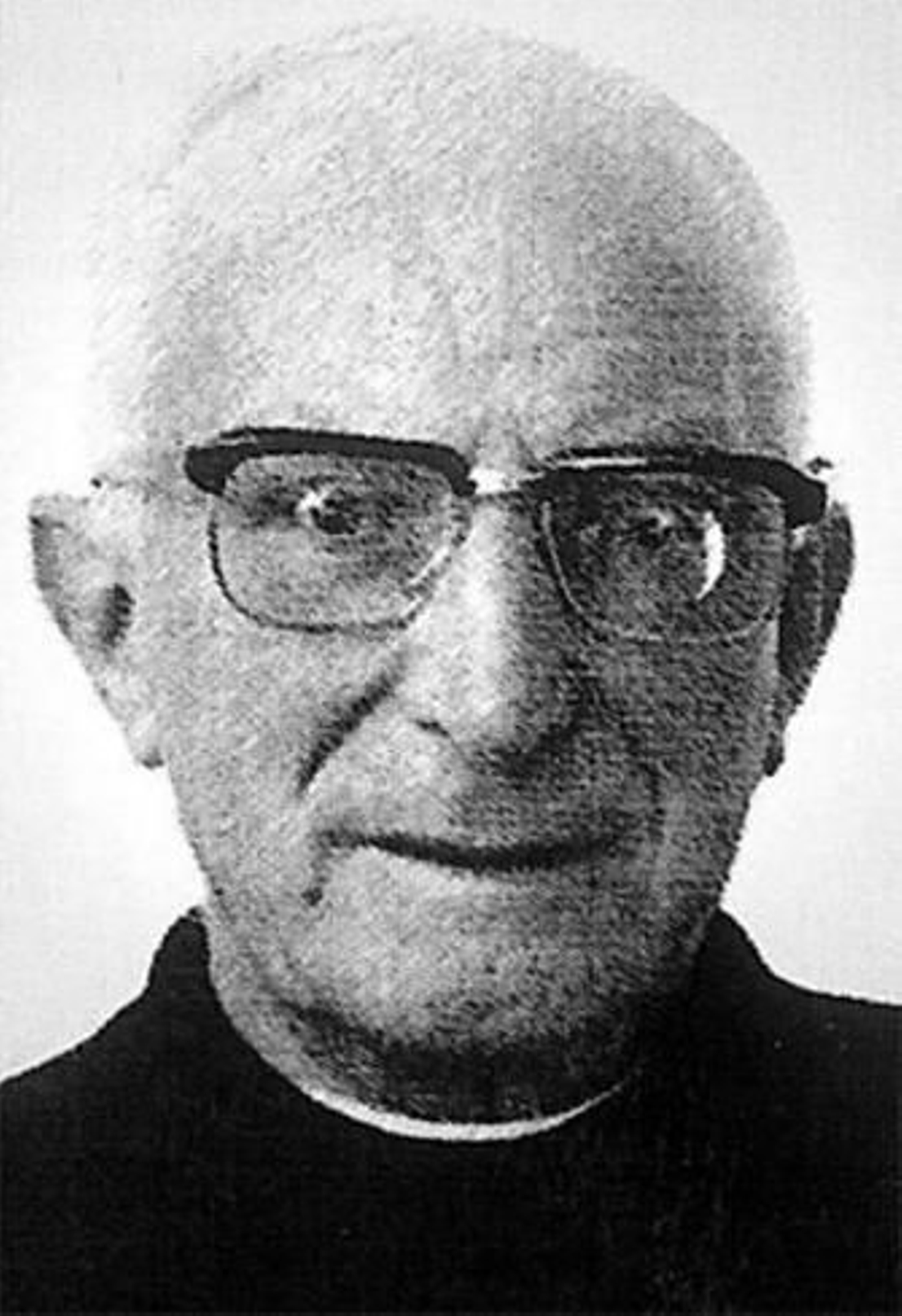 El marianista López Uralde.