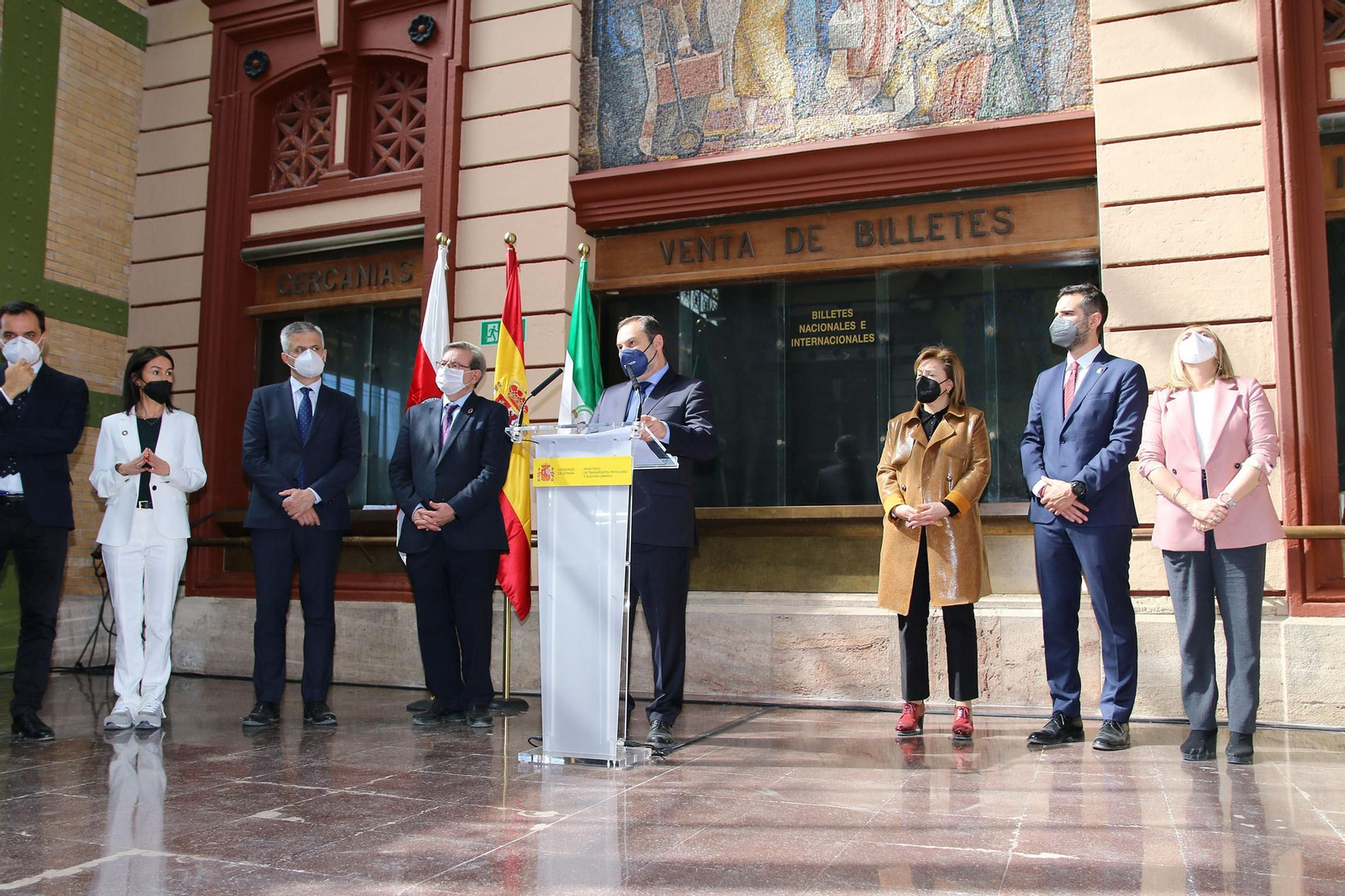 Fotogalería de la visita del ministro Ábalos a Almería