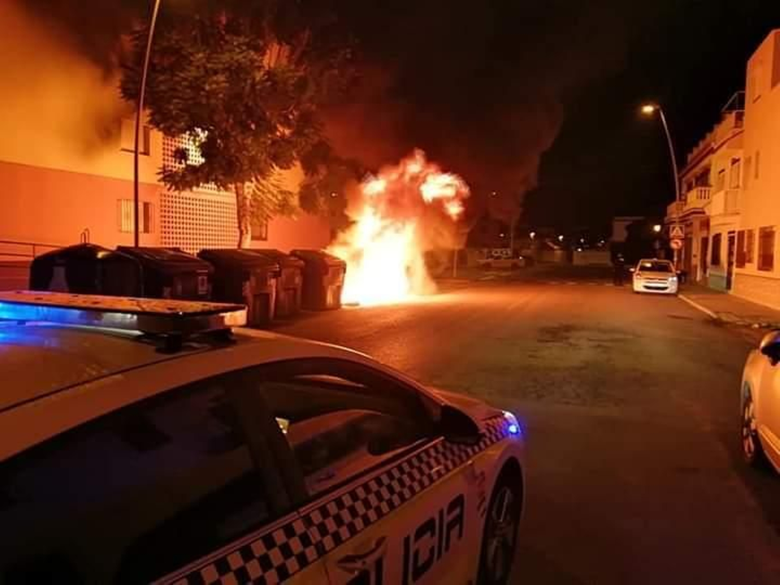 Noche de incendios simultáneos en Chipiona