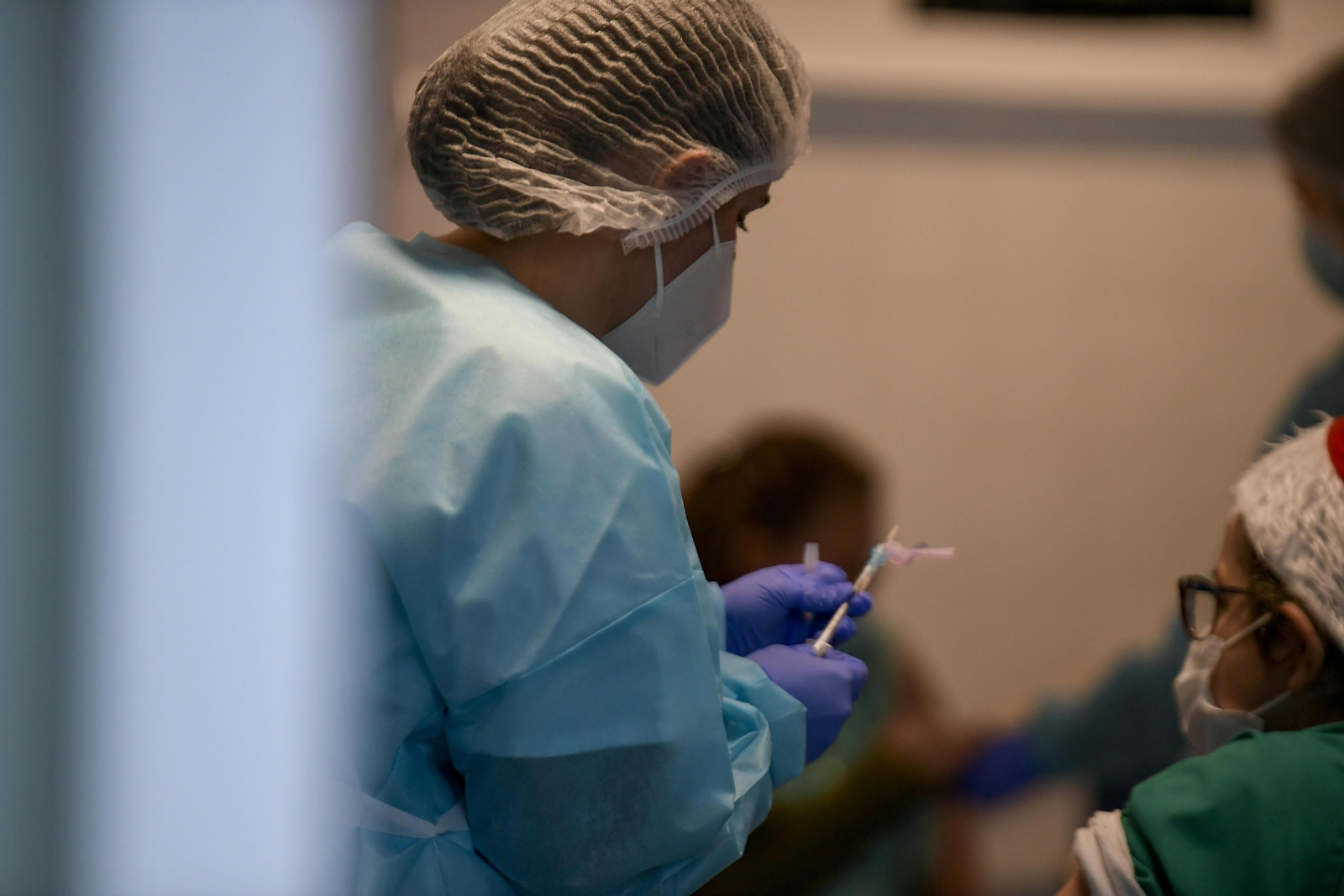 Fotos: segundo día de vacunas en Granada