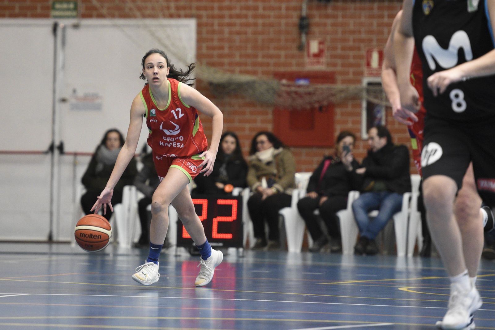Las granadinas viajan a Las Palmas tras caer el pasado domingo ante el Estudiantes por sólo un punto