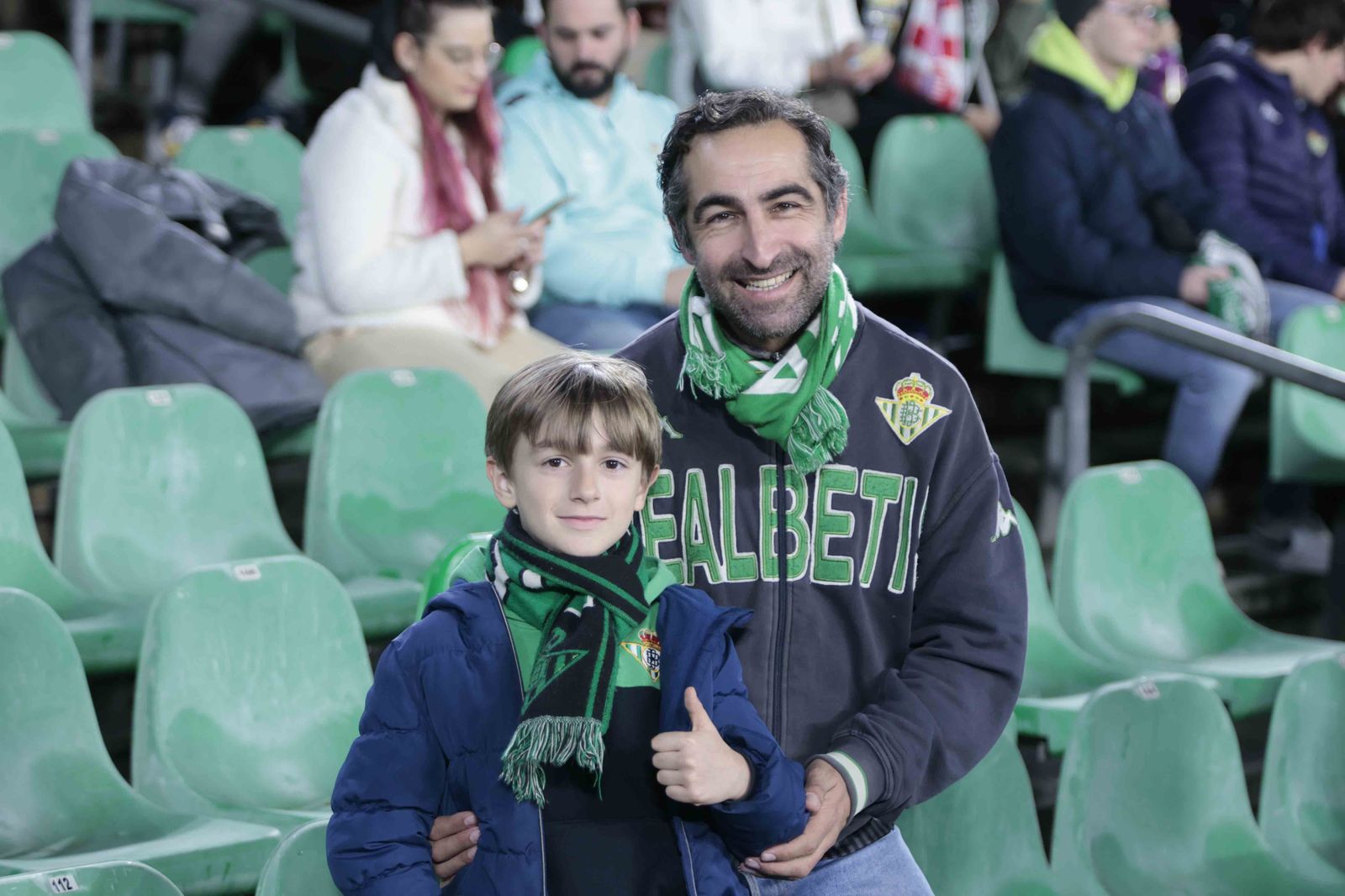 Búscate en las gradas del Villamarín