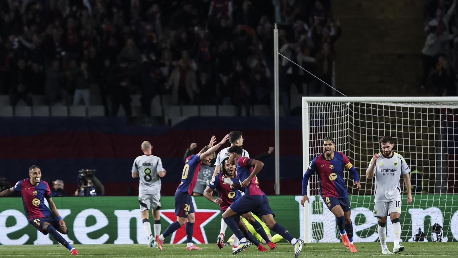 Las fotos del Barcelona-Benfica