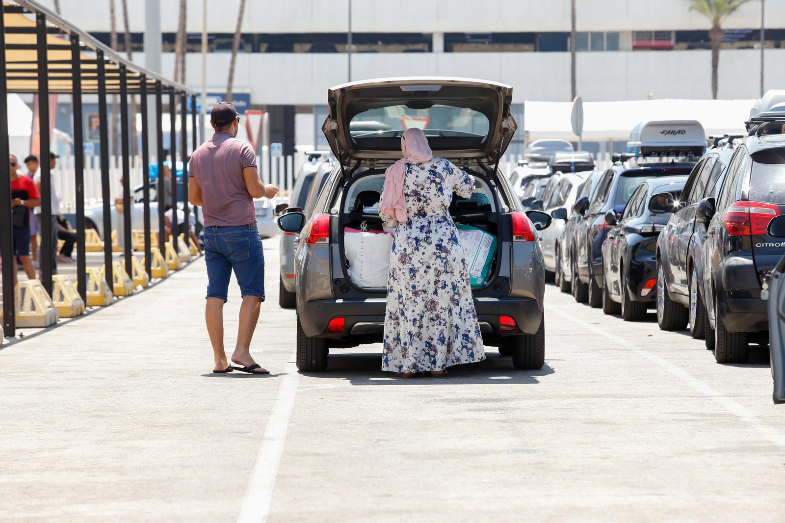 Un intenso sábado en la Operación Paso del Estrecho en Algeciras.