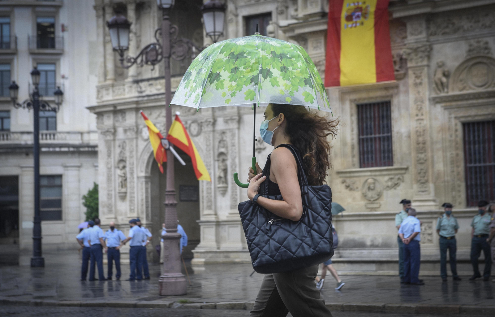 Uno de los escasos días en que ha llovido en Sevilla este verano, a finales de junio.