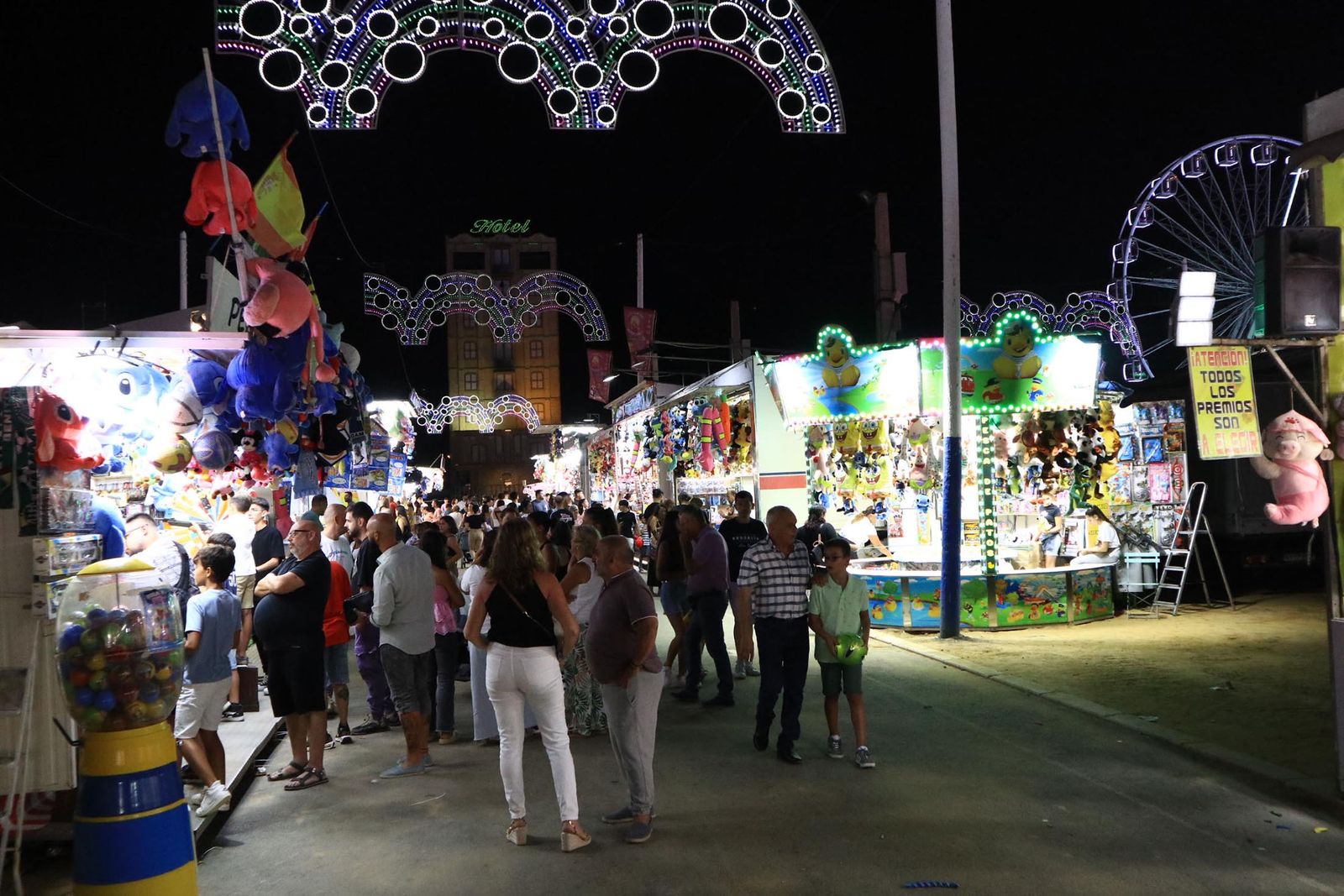 Imágenes del ambiente de Colombinas el día 4 de agosto