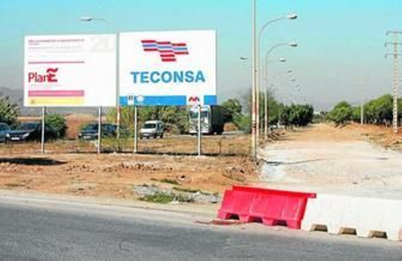 Imagen de la carretera entre la Azucarera e Intelhorce.