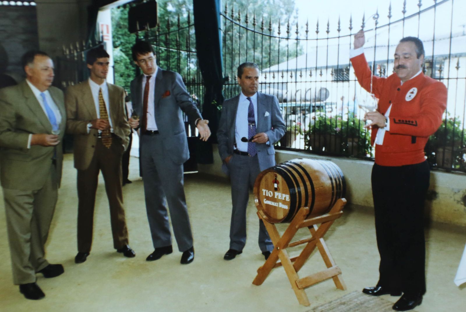 Algunas imágenes de Paco Gandón junto a personajes conocidos.