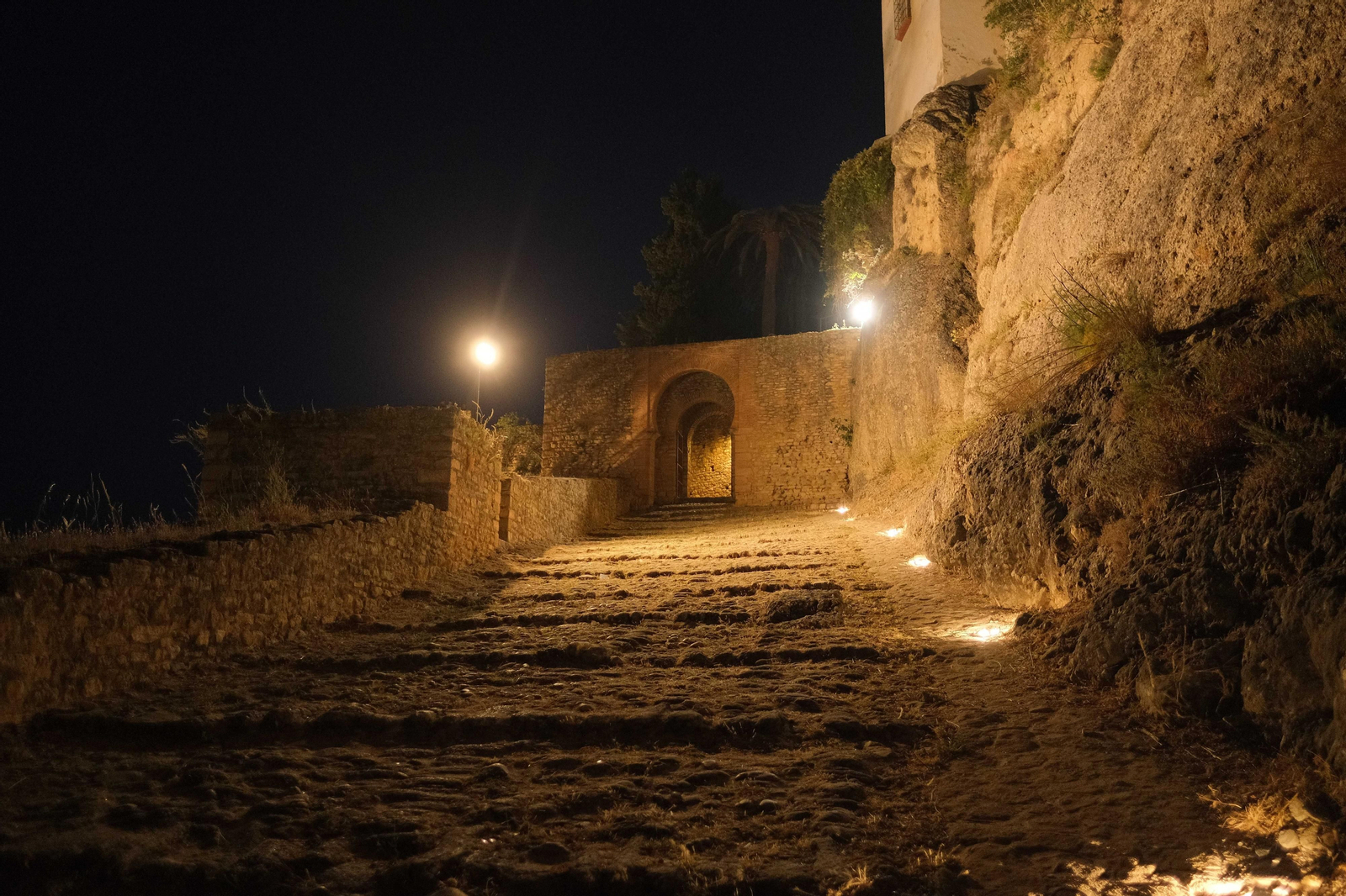 Ronda nocturna, en imágenes