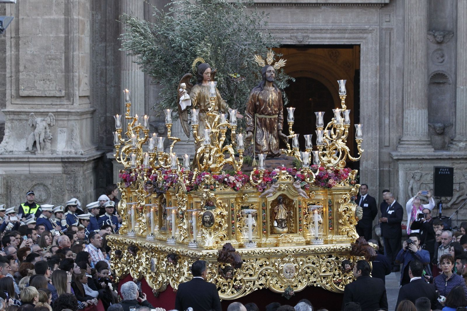 El paso de misterio de la Oración en el Huerto será completado próximamente con nuevas imágenes secundarias.