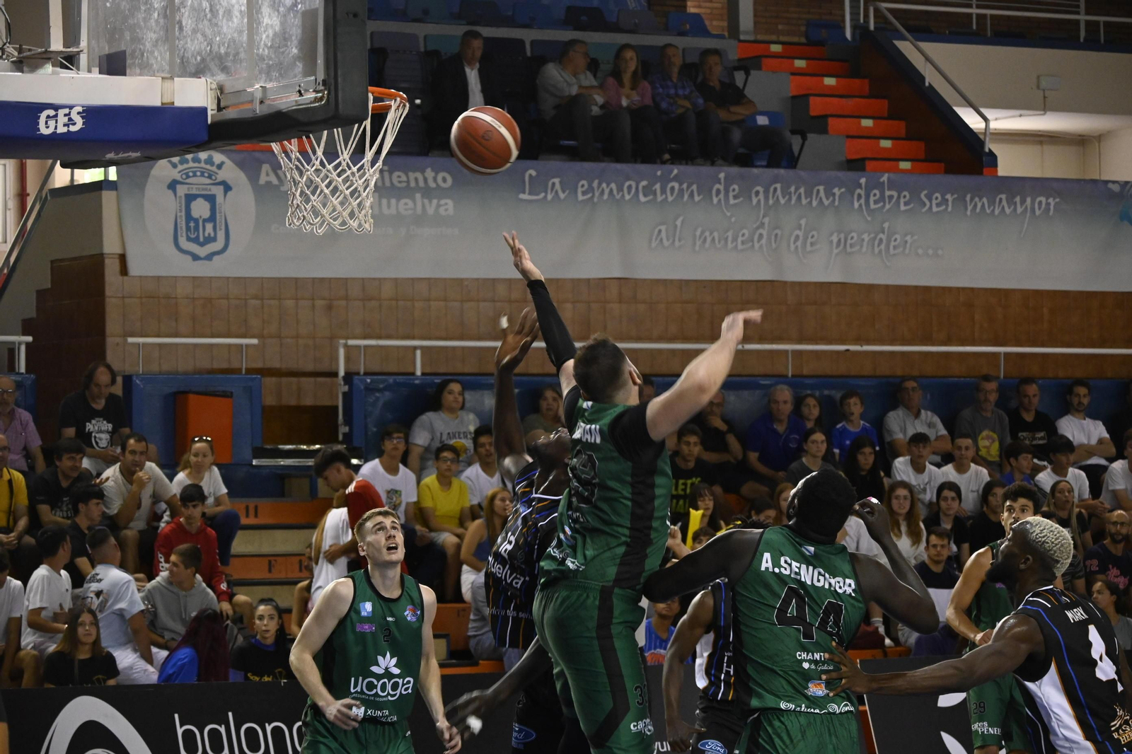 2 Jornada de la fase final de ascensos a LEB Plata entre el Huelva Comercio y el Ucoga Seguros Chantada