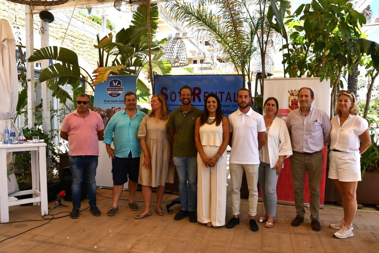 Los participantes en la presentación de la actividad de este domingo en Sotogrande