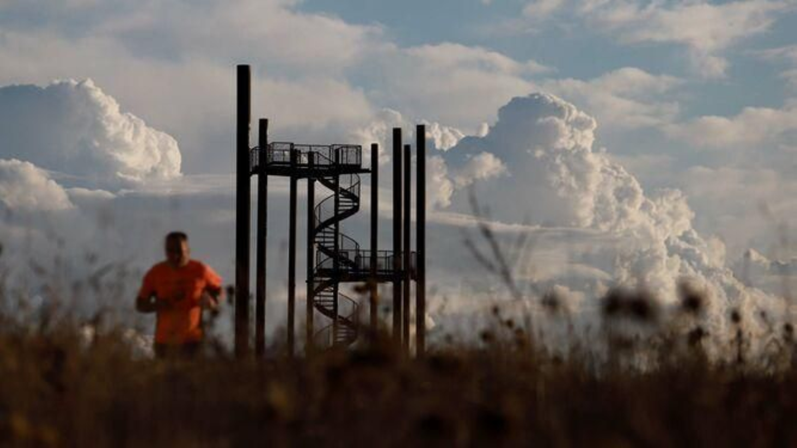 Torre mirador desde donde contemplar las espectaculares vistas de la Bahía de Algeciras.