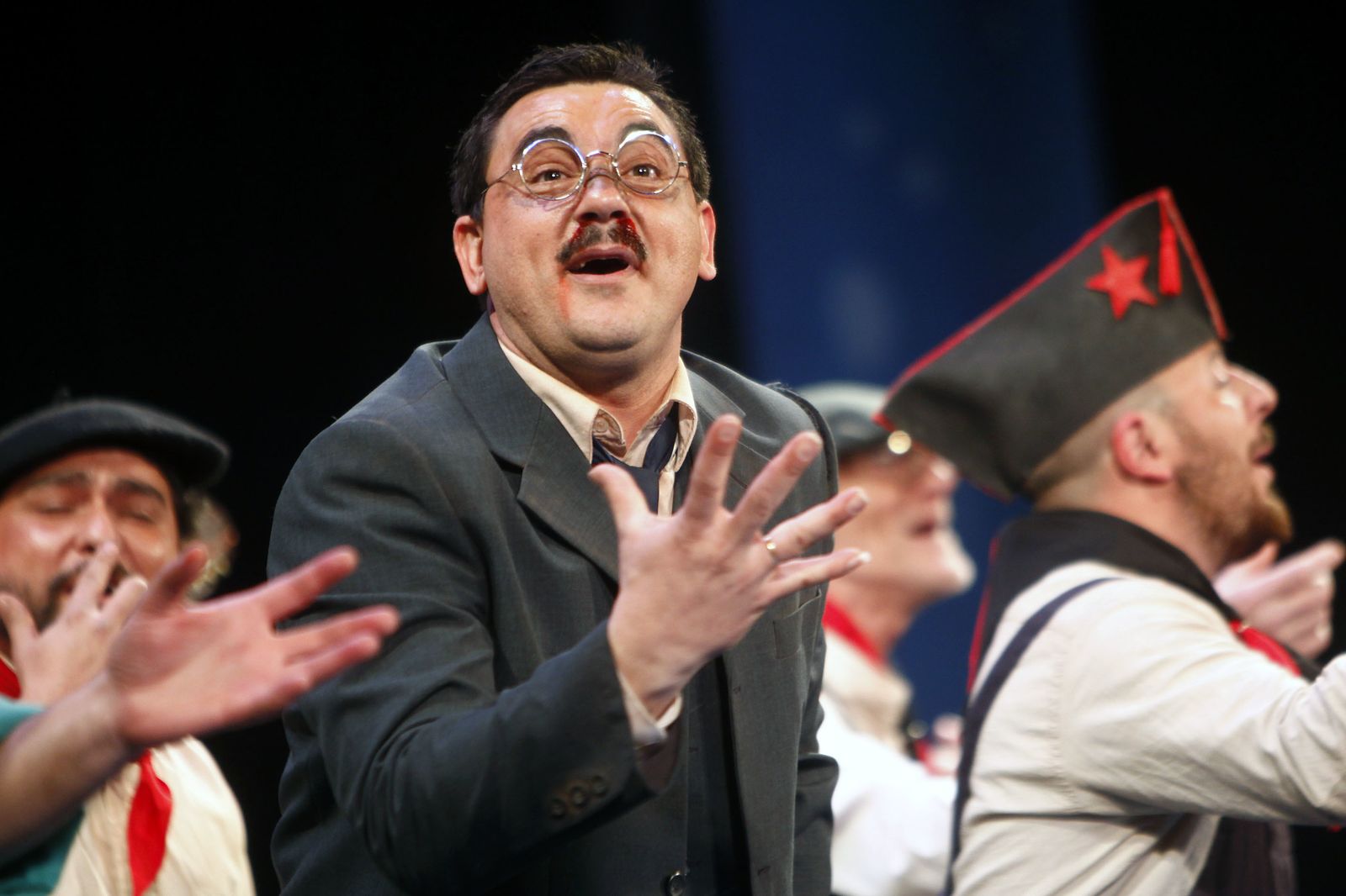 Las imágenes de la vigésima función clasificatoria