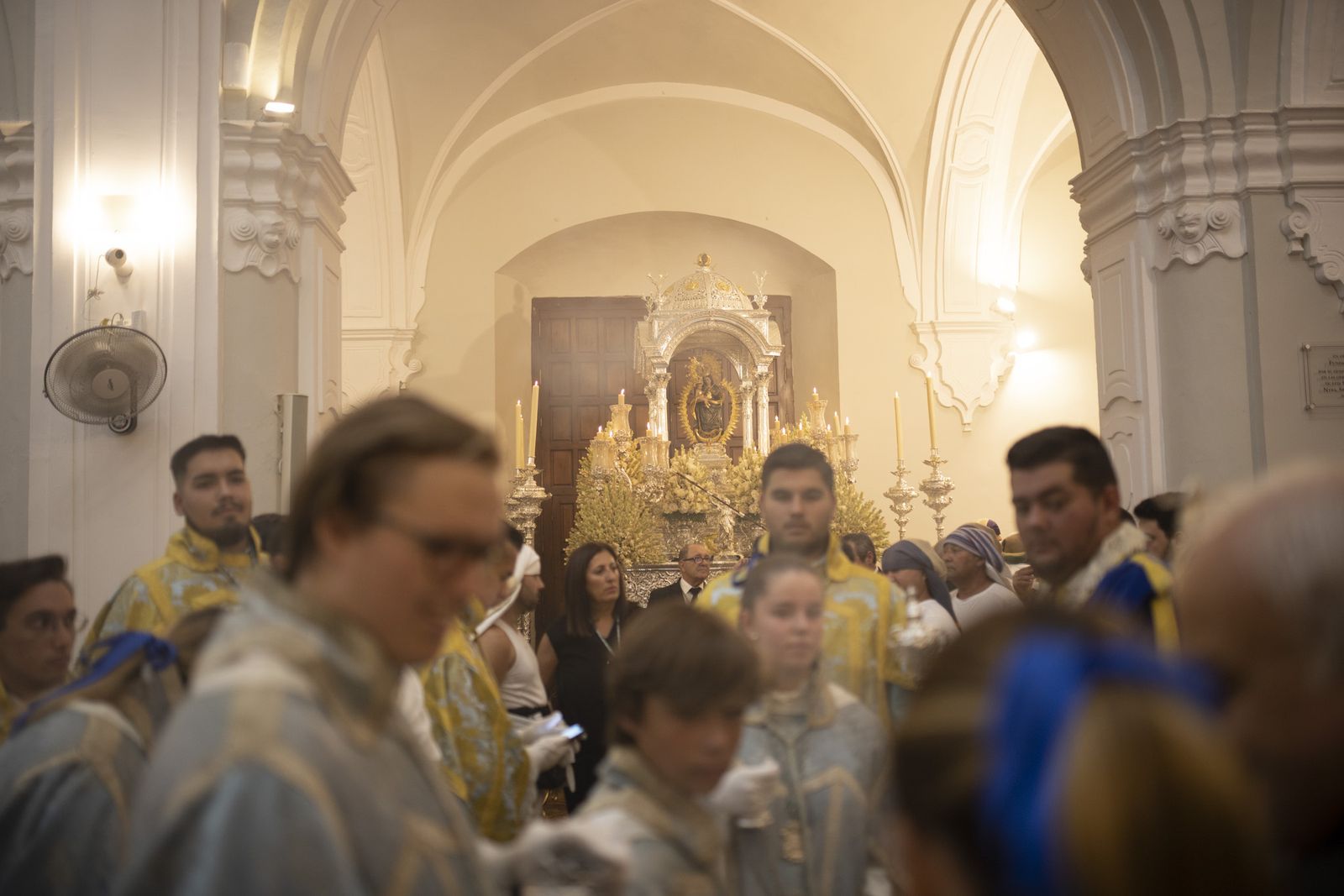 Imágenes de la procesión de la Virgen de la Cinta por el centro de la ciudad