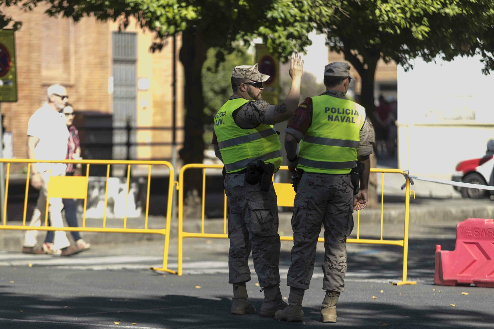 Las imágenes del desfile del Día de las Fuerzas Armadas en Sevilla