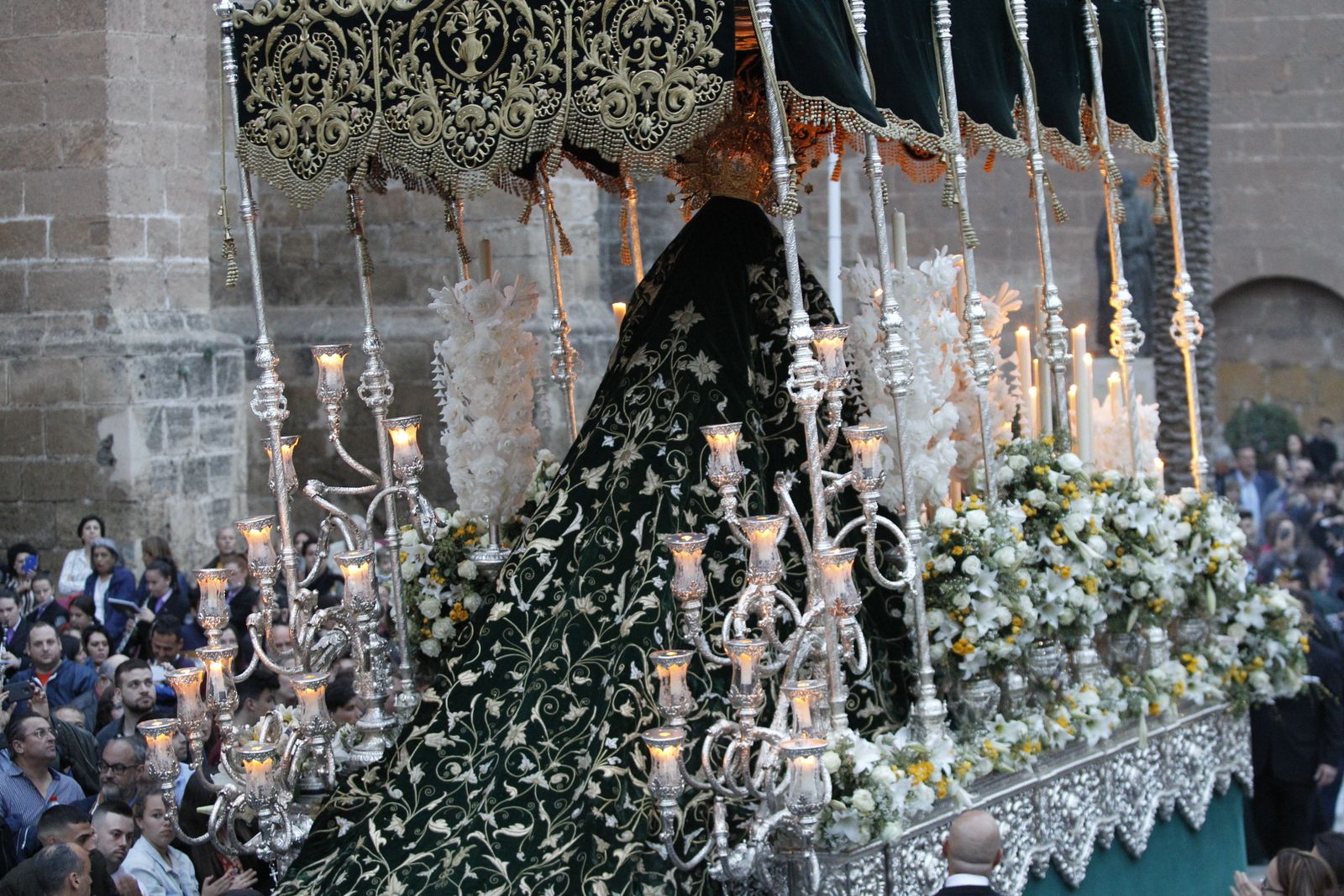 Imágenes de la Procesión de Estudiantes. Semana Santa Almería 2019