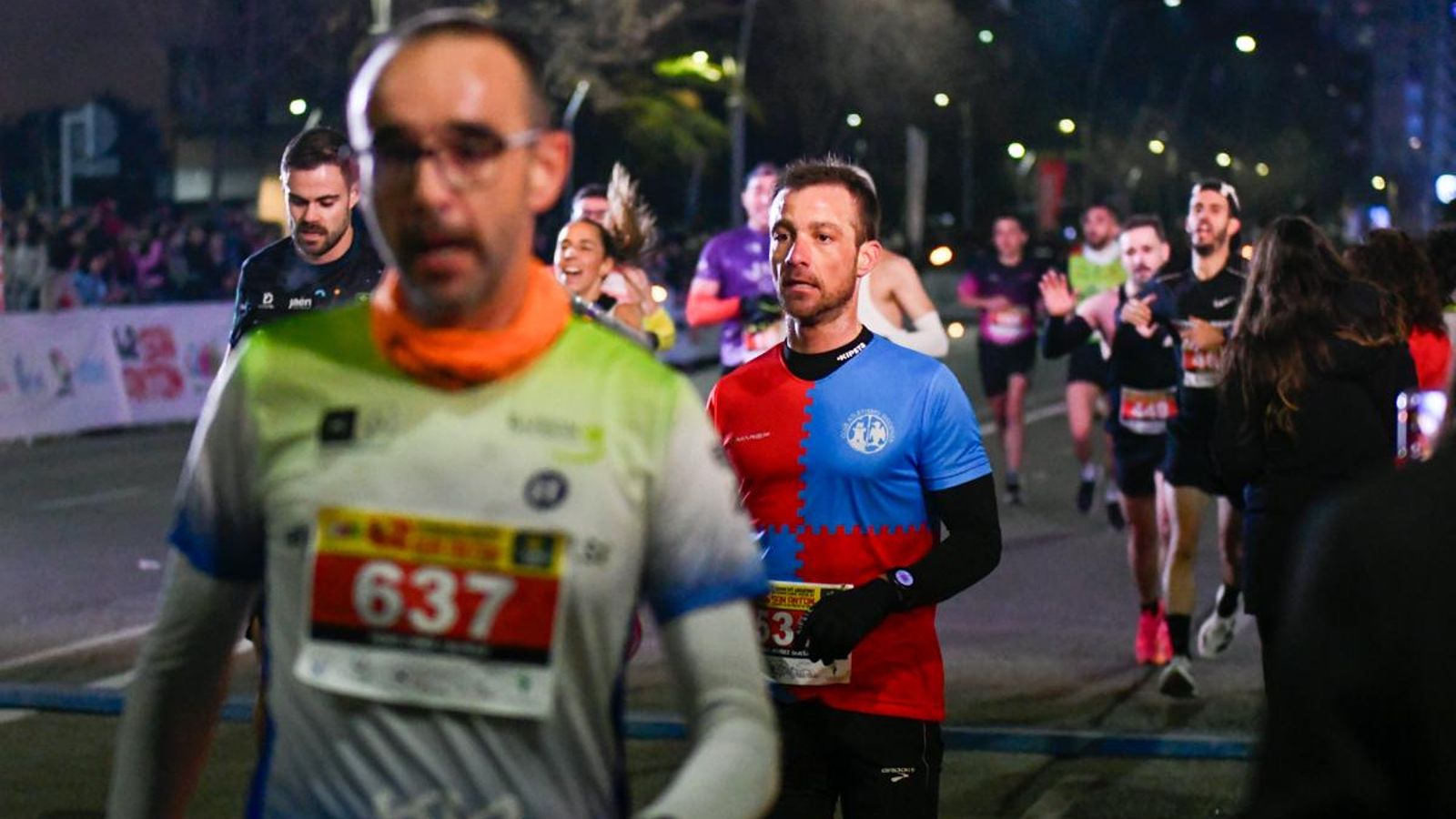 En imágenes: búscate en tu llegada a meta de la Carrera de San Antón 2025 (2)