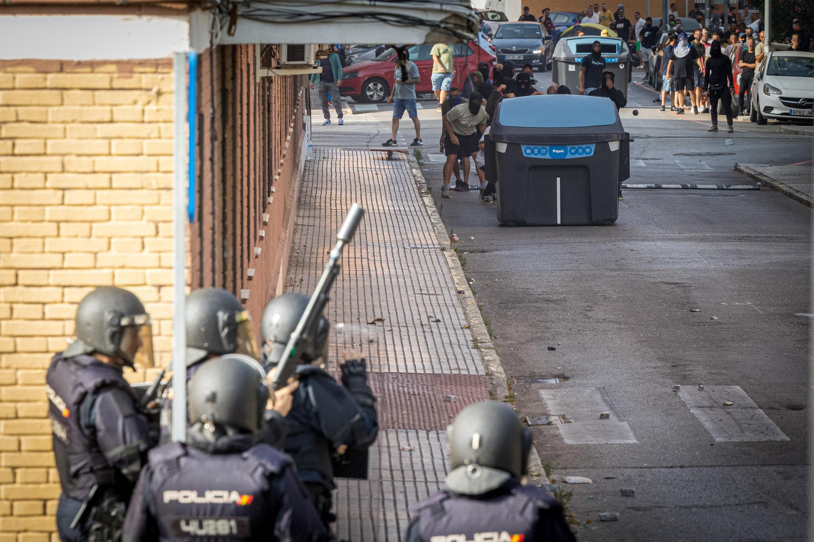 Imágenes del primer día de huelga de los trabajadores del sector del metal en Cádiz Imágenes del primer día de huelga de los trabajadores del sector del metal en Cádiz